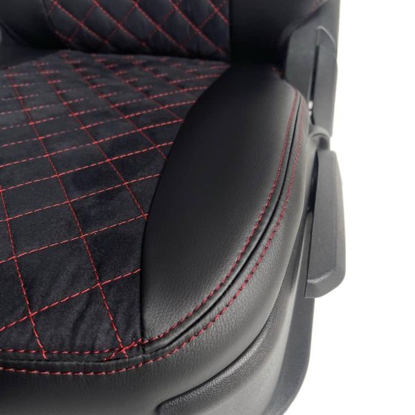 Чехлы Алькантара на Mitsubishi ASX (2010+)