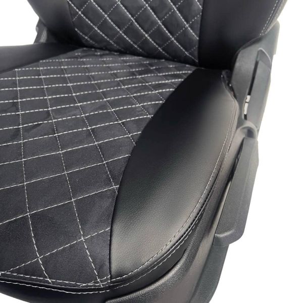 Чехлы Алькантара на Mitsubishi ASX (2010+)